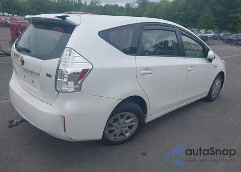 2013 Toyota Prius V Two z USA, uszkodzony, nr VIN JTDZN3EU7D3190681